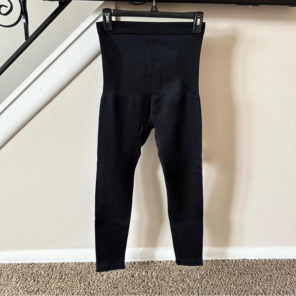 Shapermint Essentials L black high waist shaping leggings